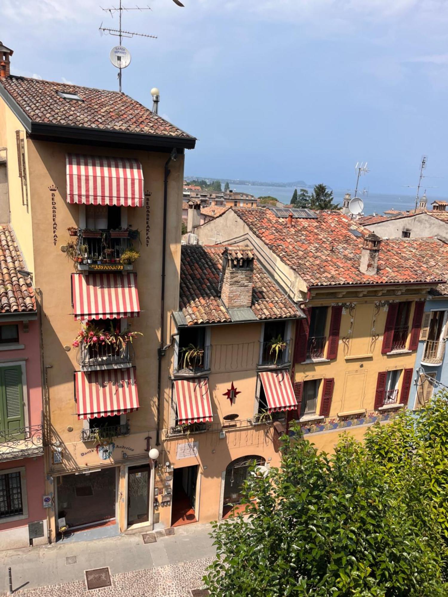The Queen Tower Desenzano del Garda Zewnętrze zdjęcie